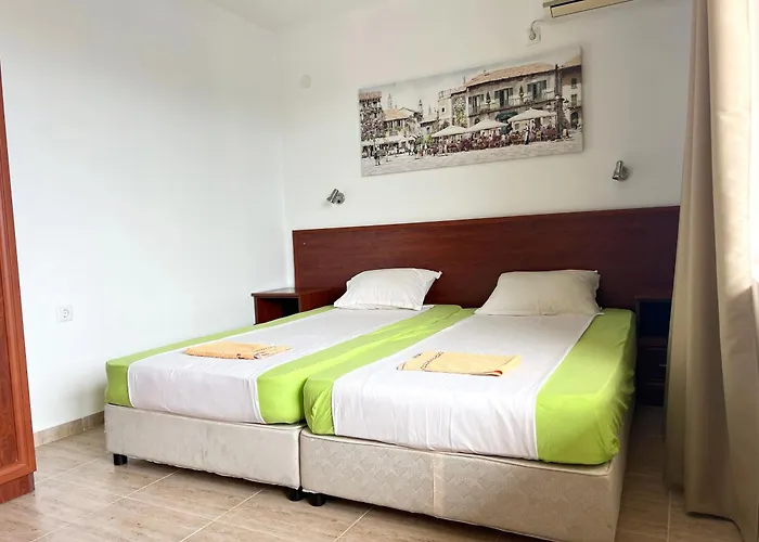 теодора Affittacamere 2*